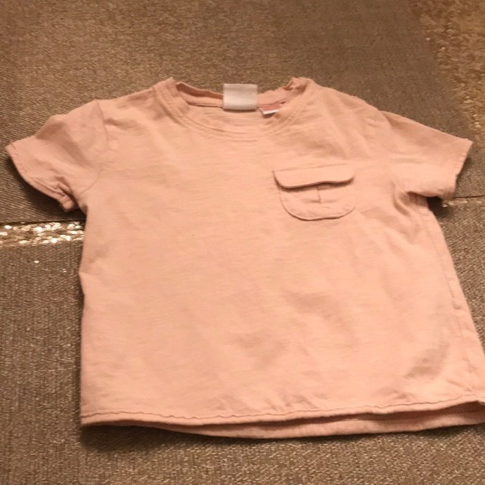 Zara tee with pocket